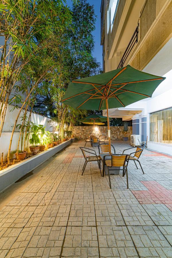 Hotel Athome , Whitefields, Kondapur Hyderabad Ngoại thất bức ảnh