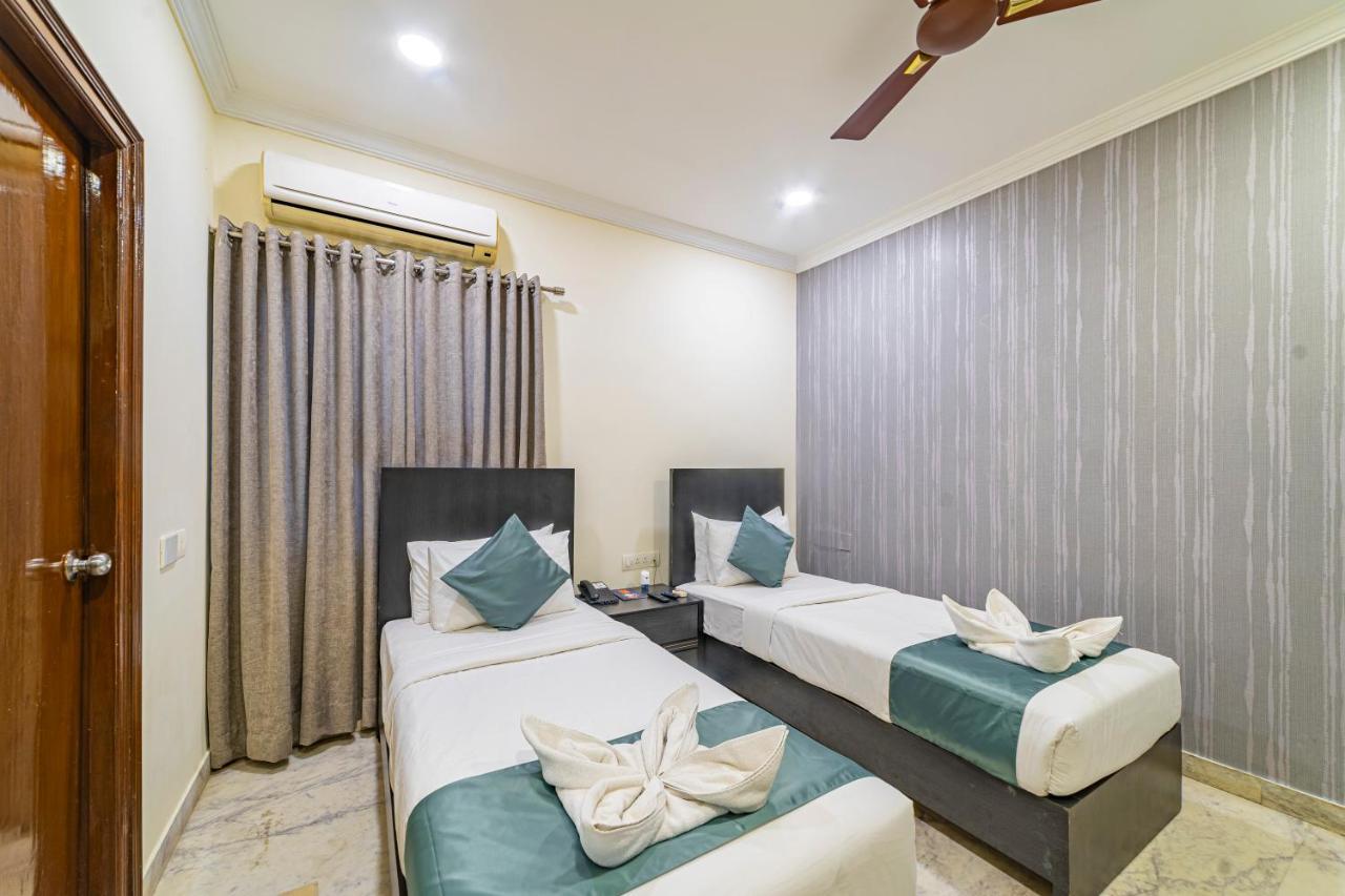 Hotel Athome , Whitefields, Kondapur Hyderabad Ngoại thất bức ảnh