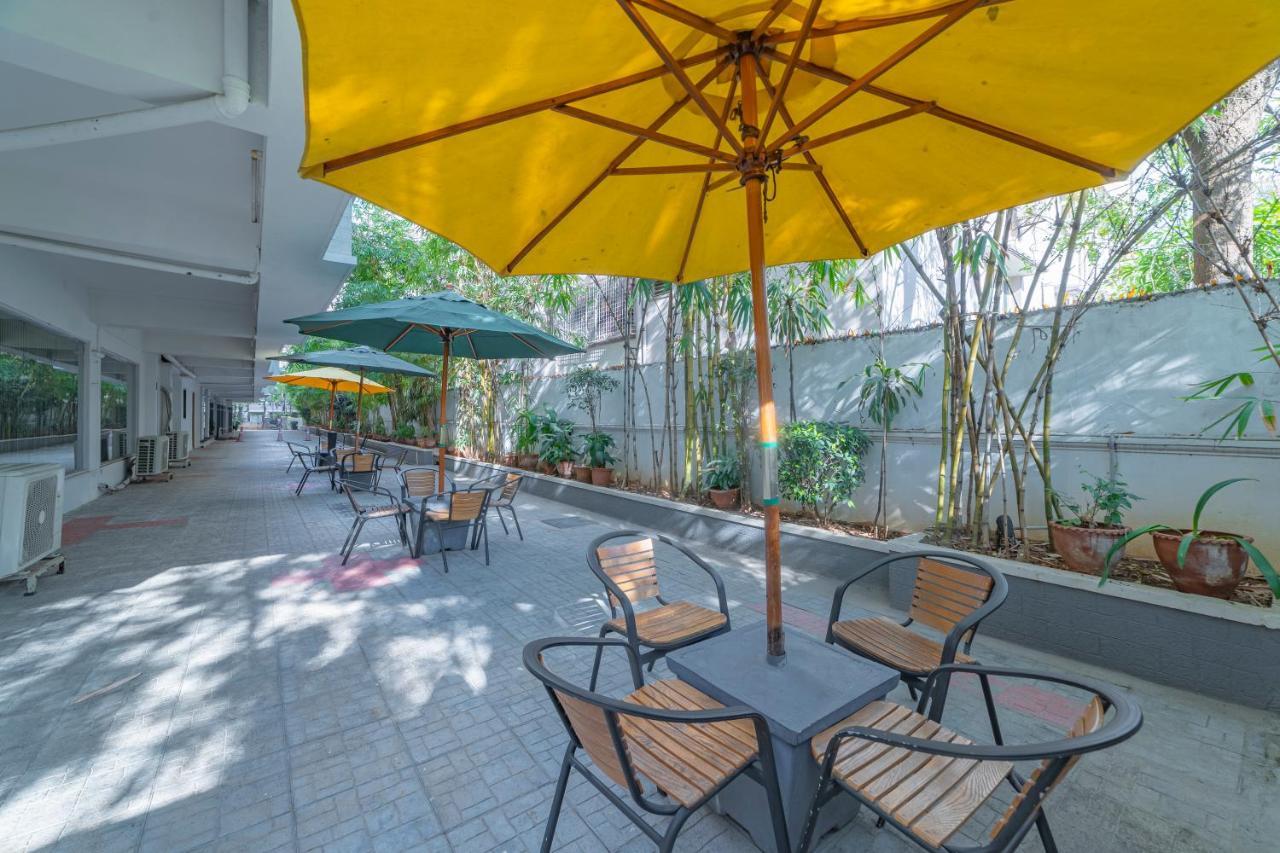 Hotel Athome , Whitefields, Kondapur Hyderabad Ngoại thất bức ảnh