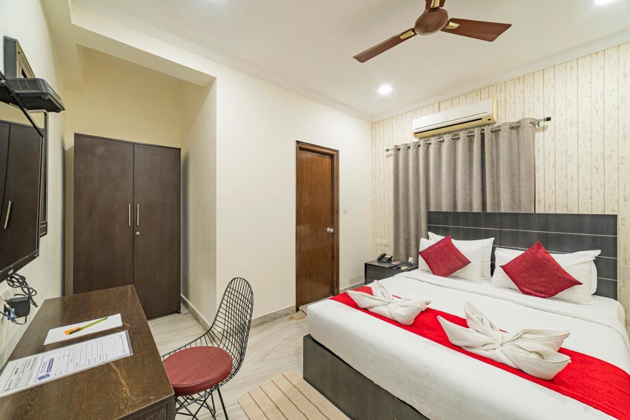 Hotel Athome , Whitefields, Kondapur Hyderabad Ngoại thất bức ảnh